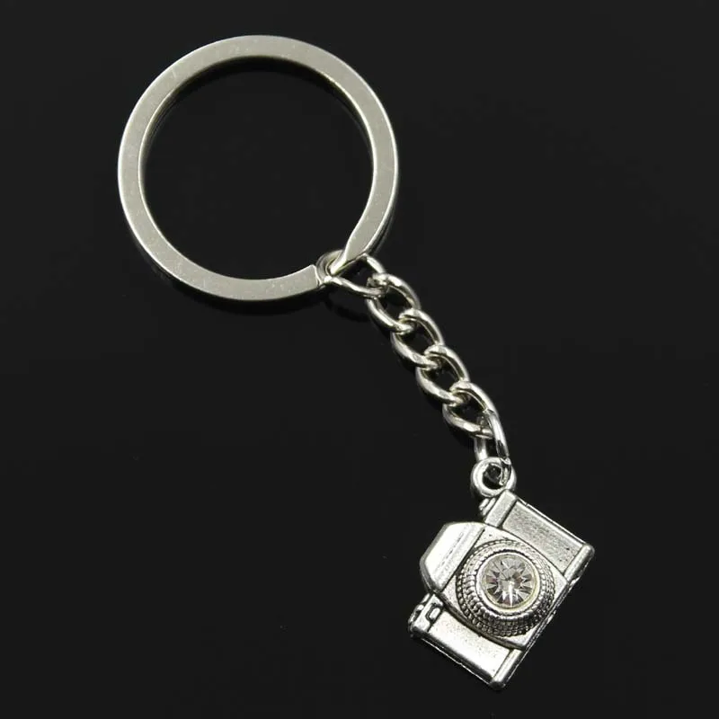 New Fashion Men 30mm Keychain DIY Metal Holder Chain Vintage Camera 20x16mm Silver Color Pendant Gift