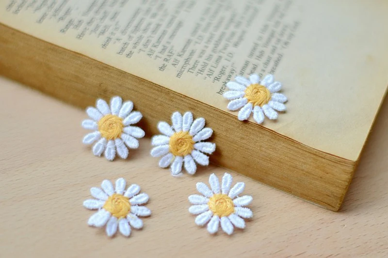 Daisy Flower Patches für Kleidung, auf bestickte Applikationen, Zubehör für DIY-Bekleidung, 10 Stück – Detail 3