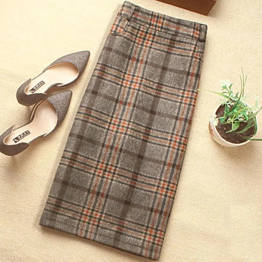 

Classic Vintage Plaid Women's Woolen Skirts Winter office package hip knee-length high waist step Skirts