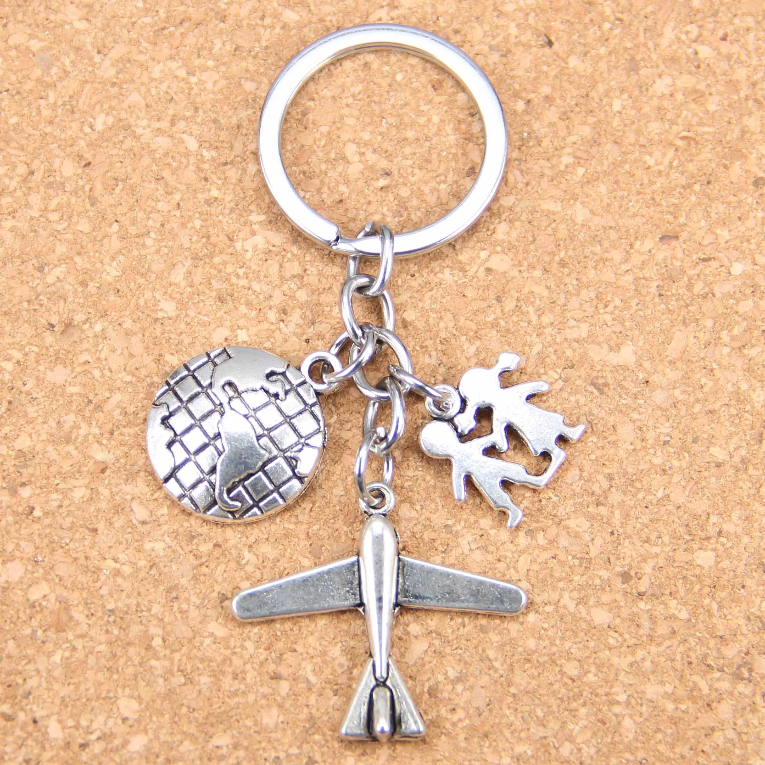 

20pcs New Fashion DIY Keychain plane airplane earth passport boy girl lover Pendants Men Jewelry Car Key Chain Souvenir For Gift