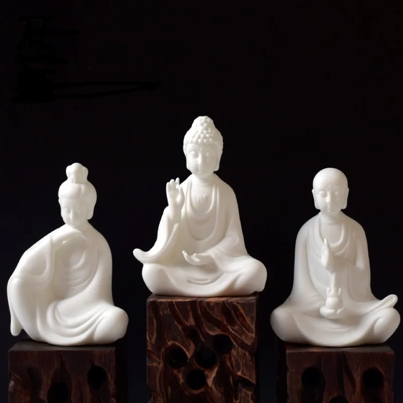 White Porcelain Avalokitesvara Buddha Statue of Zen-like Home Decoration, Creative Wealth Crafts