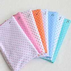 Delicato 0.4 centimetri Polka Dot 100% cotone Trapuntato in tessuto Vestiti Tessili Per La Casa Biancheria Da Letto di Cucito Bambola Bambola di Stoffa FAI DA TE A92