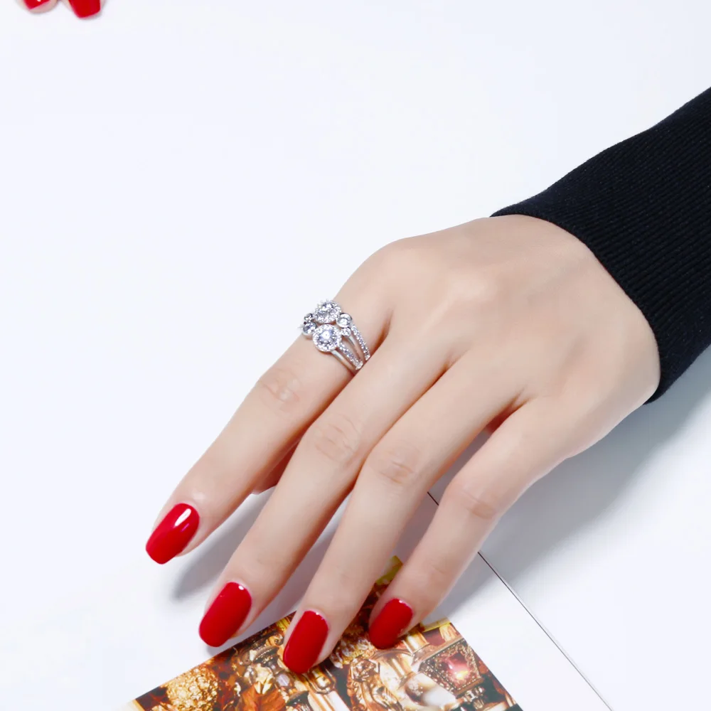 DreamCarnival 1989 Stunning Classic Simple Design Ringen for Women Top Quality Clear White Zircon anillos mujer Rings SJ22259
