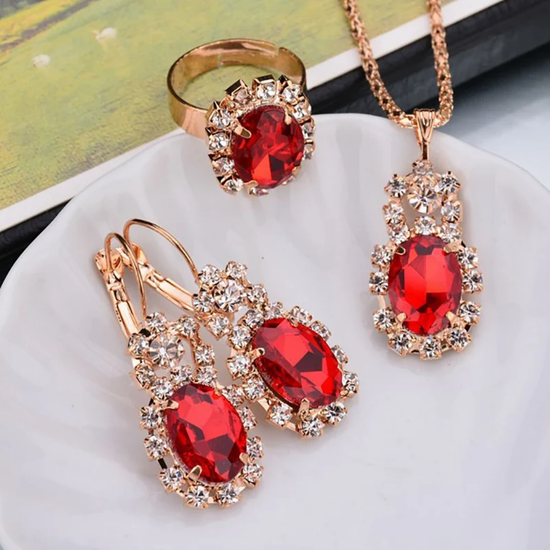 2019 Fashion Hot-selling Elliptic Gem Claw Chain Set Crystal Necklace Earring Ring Three-piece Set