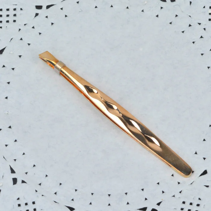 Makeup Tweezers Beauty Tool Eyebrow Tweezer Slant Tip For False Eyelashes Hair Remover Clip Facial Face Nose Make Up Forcep Sale