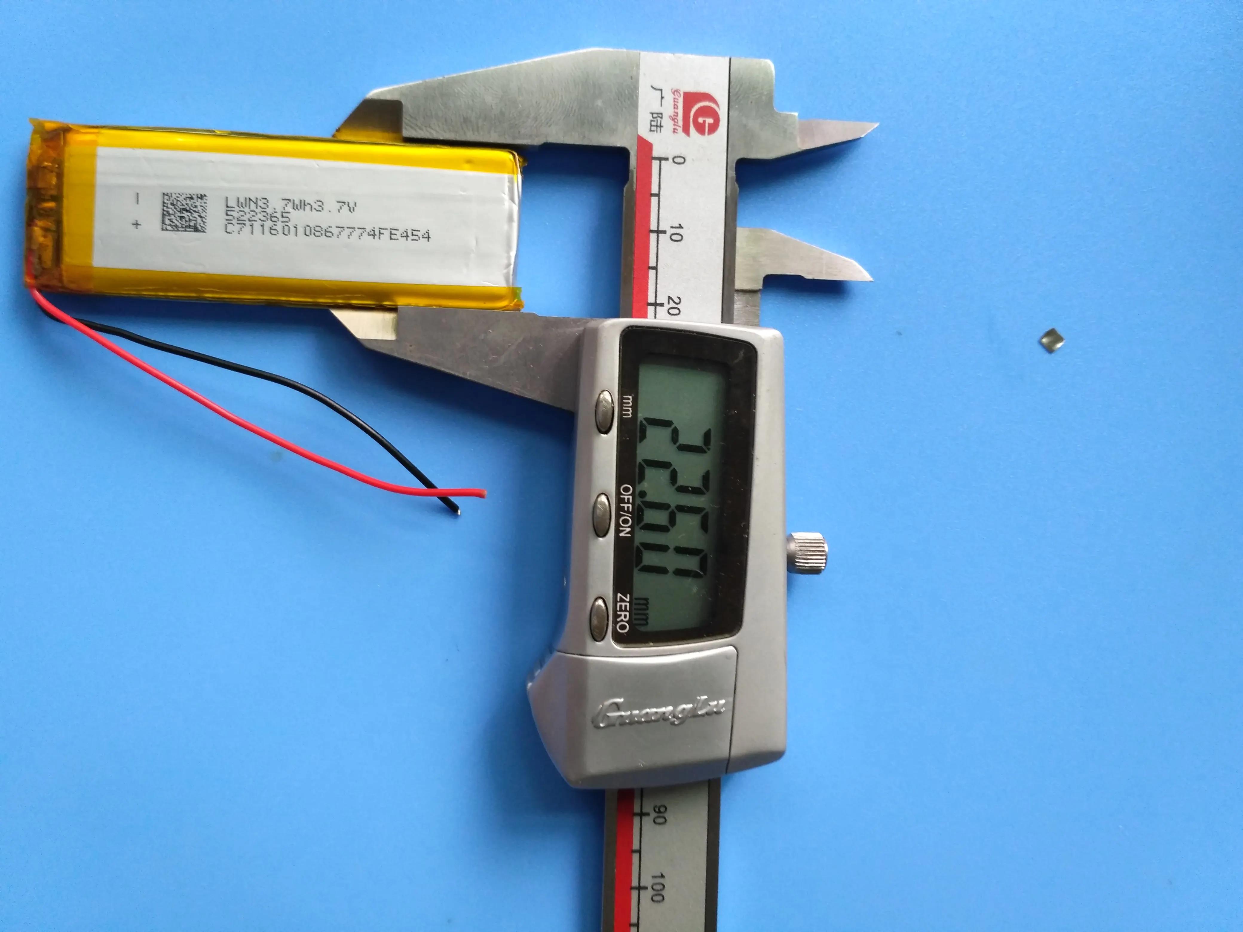 بطارية ليثيوم بوليمر 3.7 فولت 522365 1000 مللي أمبير