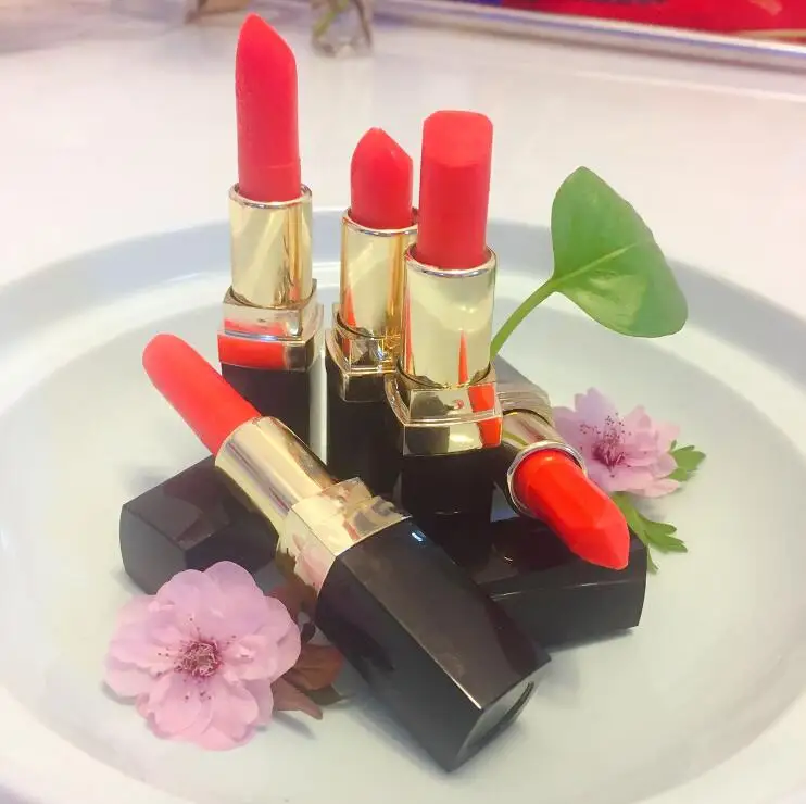 

Baking Tools Chocolate Lipstick Mould Pancake Cake Decoration Cold Chocolate Mould