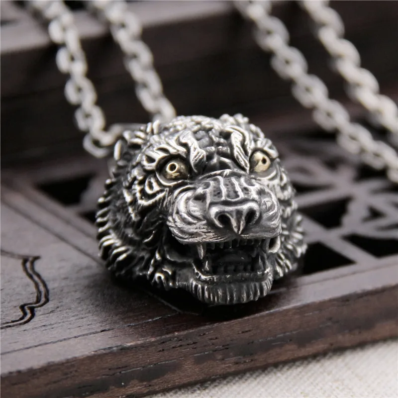 

Silverware S925 Sterling Silver Retro Thai Silver Personality Domineering Tiger Pendant Men 's Necklace Pendant
