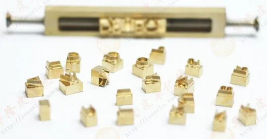 

10mm Tall Copper Brass Alphabets Molds 26pcs From A To Z With Clamp Fixture + 20 Numbers Hot Stamping Molds