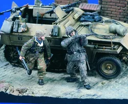1/35 model kit resin kit    Cover Me!