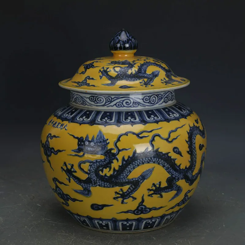 Antique Ming Vase Yellow Glazed Blue and White Ceramic Dragon Decoration Jar Tank Crafts