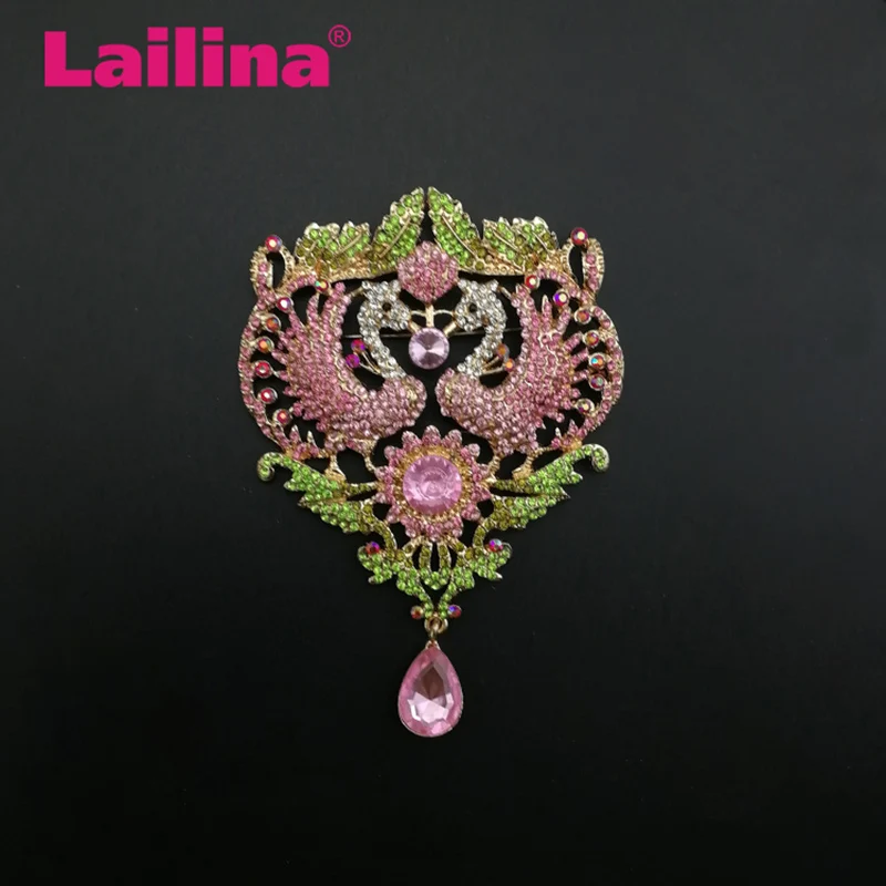 

Elegant Love Peacock Bird Flower Pink Swan Crystal Brooch Pendant Extra Big Peacock Animal Brooch Pin for Women Gift