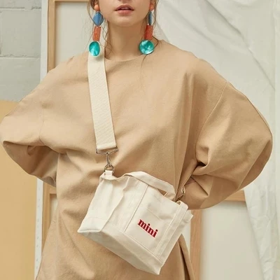 2018 Brand Letter Embroidery Bag Canvas White Tote Bags Casual Women Shoulder Bags Designer Handbag Female Triangle Bag big