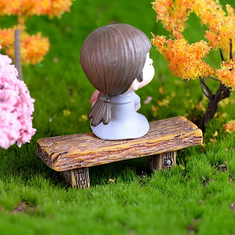 1pcs Random Color Retro Chair Miniatures Figurines Jardin Terrarium Decor Home Bonsai Ornaments DIY Micro Landscape
