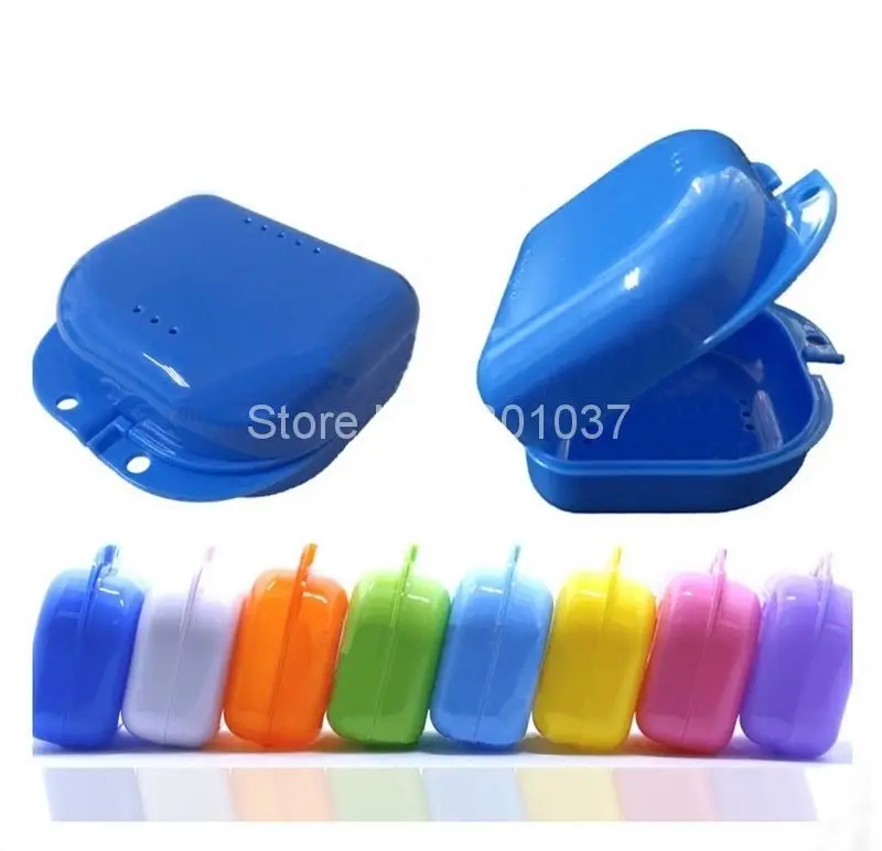 

10pcs/box Retainer Case With Vent Holes and Hinged Lid Snaps Mouth Guard Case Orthodontic Dental Retainer Box