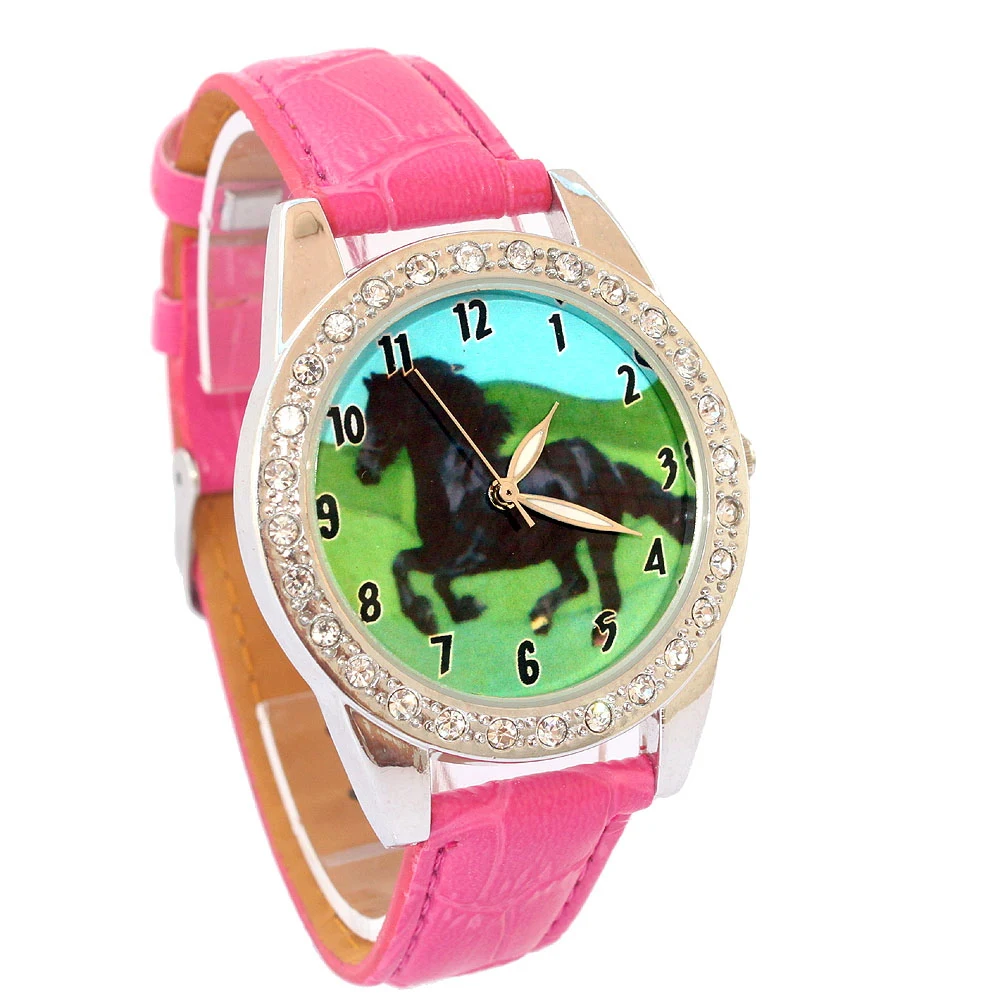 Imagem -02 - Relógio de Pulso Popular com Pulseira Branca Preta Cavalo Animal de Quartzo Cristal Diamantes Presente L18wt 10 Tamanhos Atacado Novo