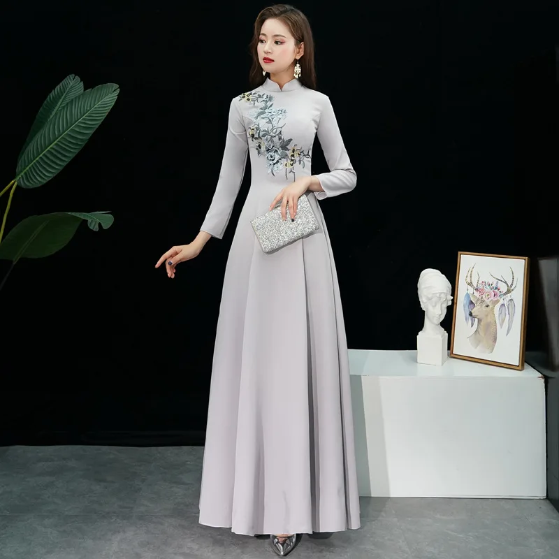 Gray Satin Embroidery Oriental Style Dresses Chinese Bride Vintage Traditional Wedding Cheongsam Dress Long Mermaid Qipao Size