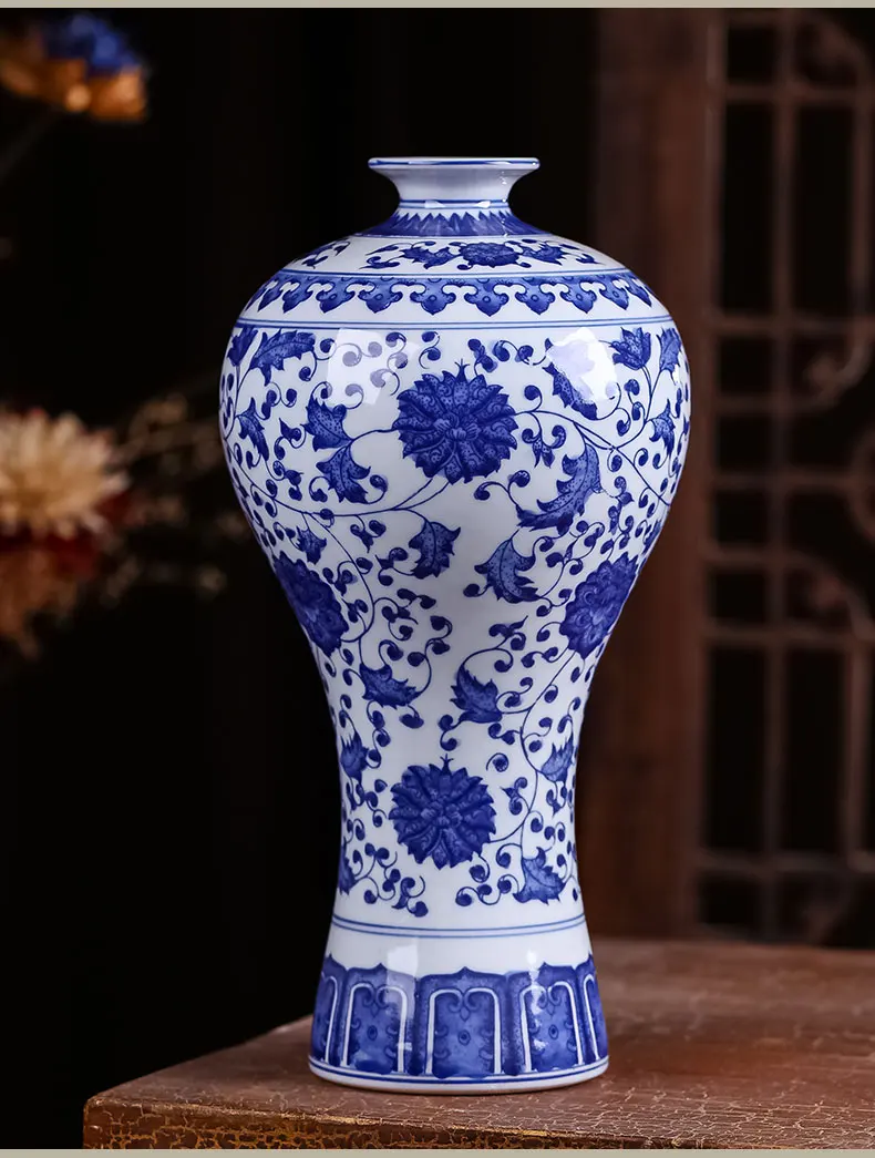 Jingdezhen blue and white Porcelain Vases Fine Bone China Vase Peony Decorated High Quality Ceramic Vase