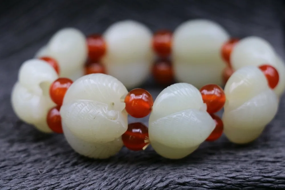 Collectible Treasure Unique Energy Chinese Old Hetian Jade Big Fortune Scarcely Vampire Bead Totem Bracelet Carving