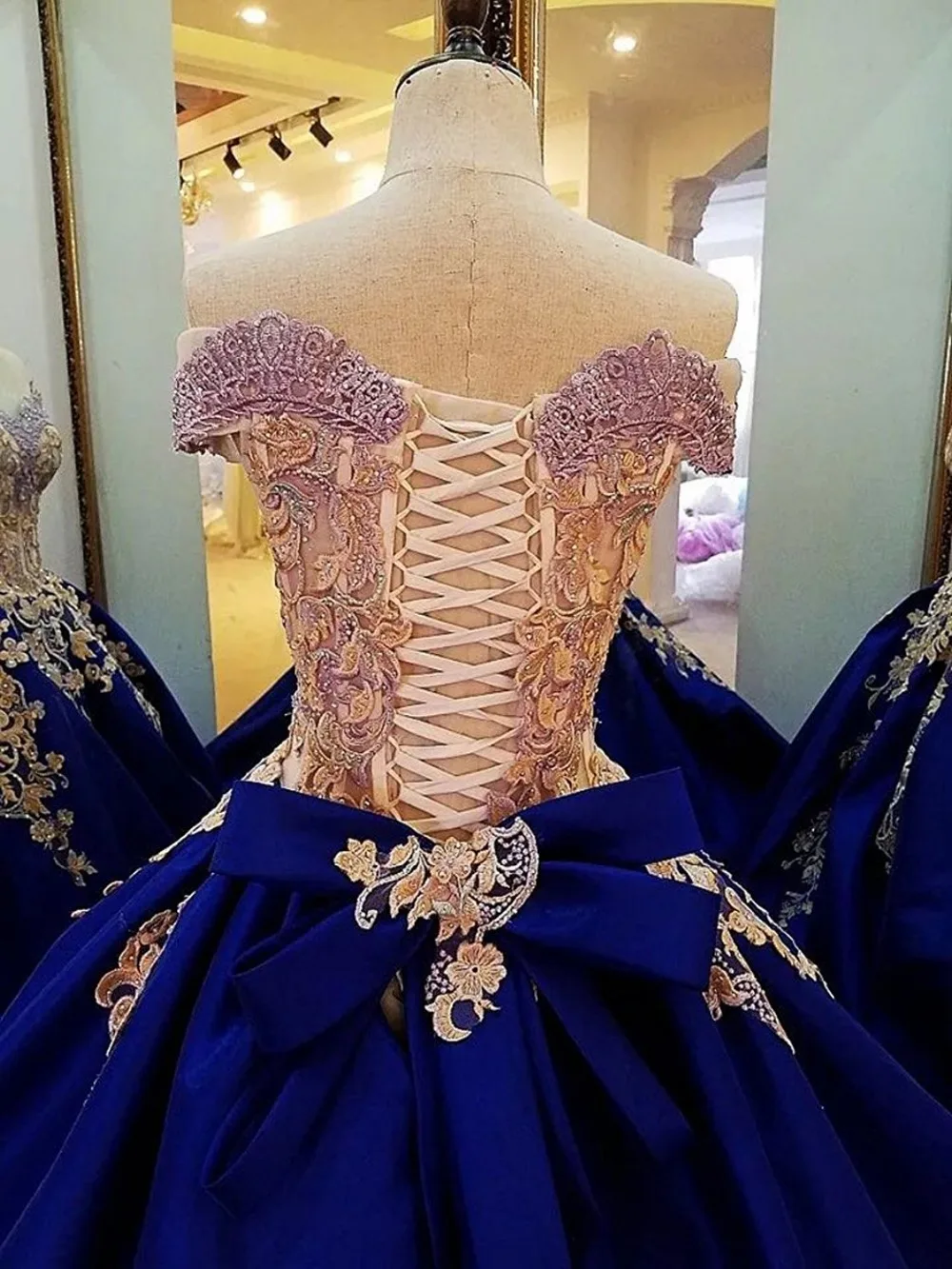 ブルゴーニュquinceaneraのドレス2021ロングパーティーショルダーゴールドアップリケ夜会服スウィート16ドレスvestidosデ15