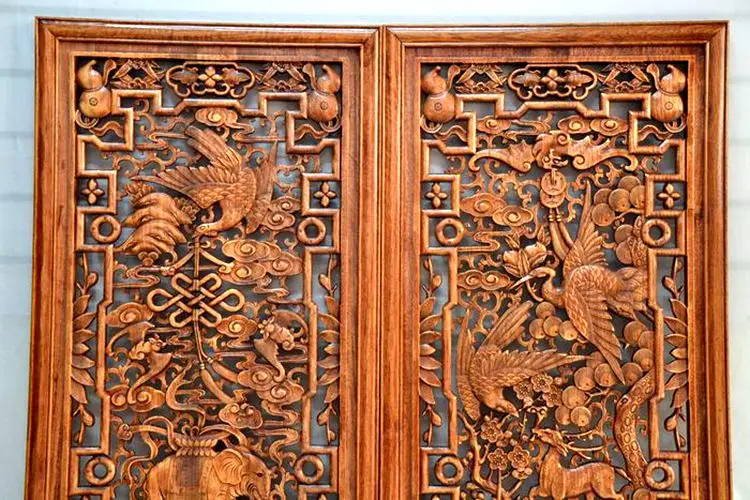 Dongyang woodcarving camphor wood wood vertical screen auspicious Chinese style decoration wall hanging screen entrance mural.