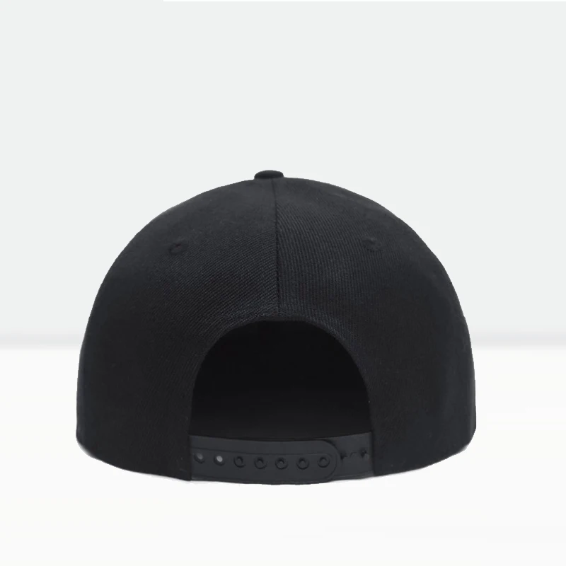 Gorra de béisbol con cierre trasero para hombre y mujer, gorro ajustable de estilo Hip Hop, color negro, novedad de 2017