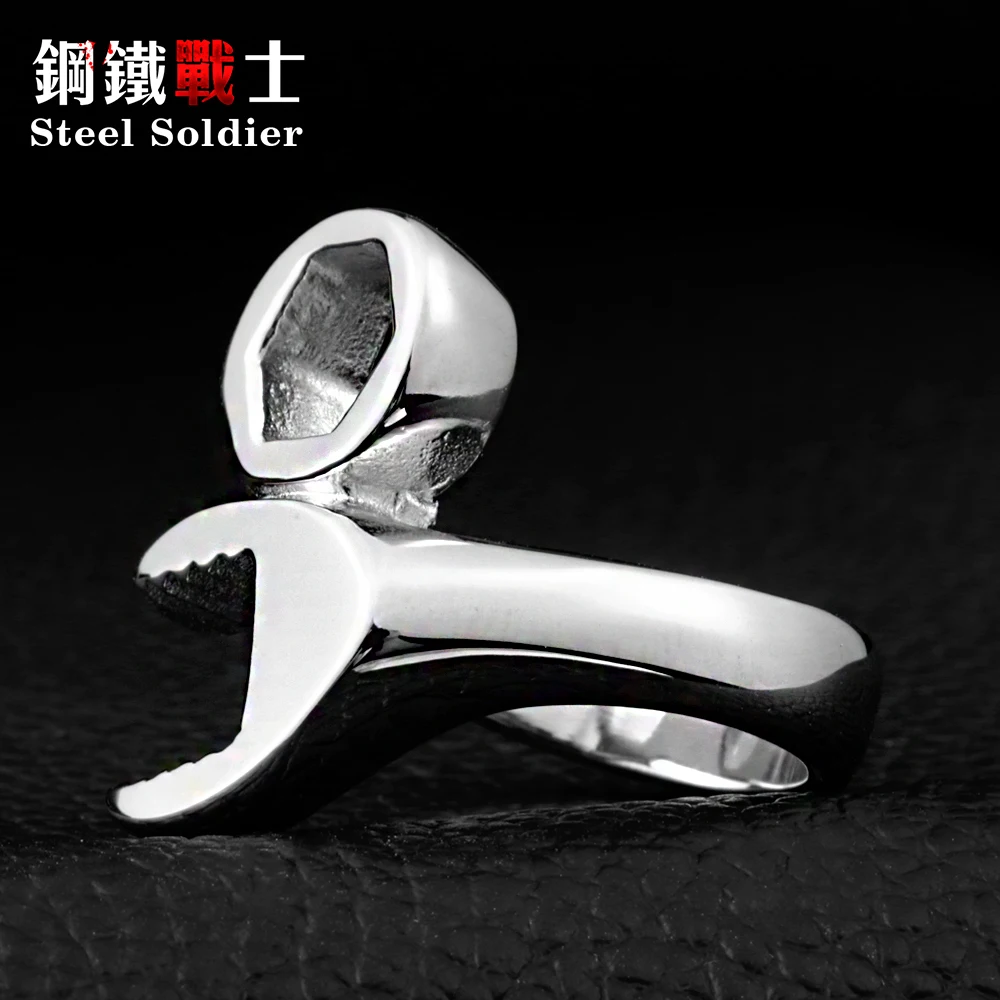 Steel soldier mix color unusual Hot Sale 316L Titanium Stainless steel Punk Biker Wrench Man rings jewelry