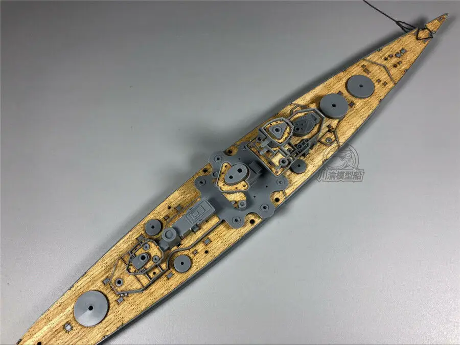 Deutsches Genisenau-Holzdeck im Maßstab 1:700 für Tamiya 77520, Schiffsmodellbausätze # 700027