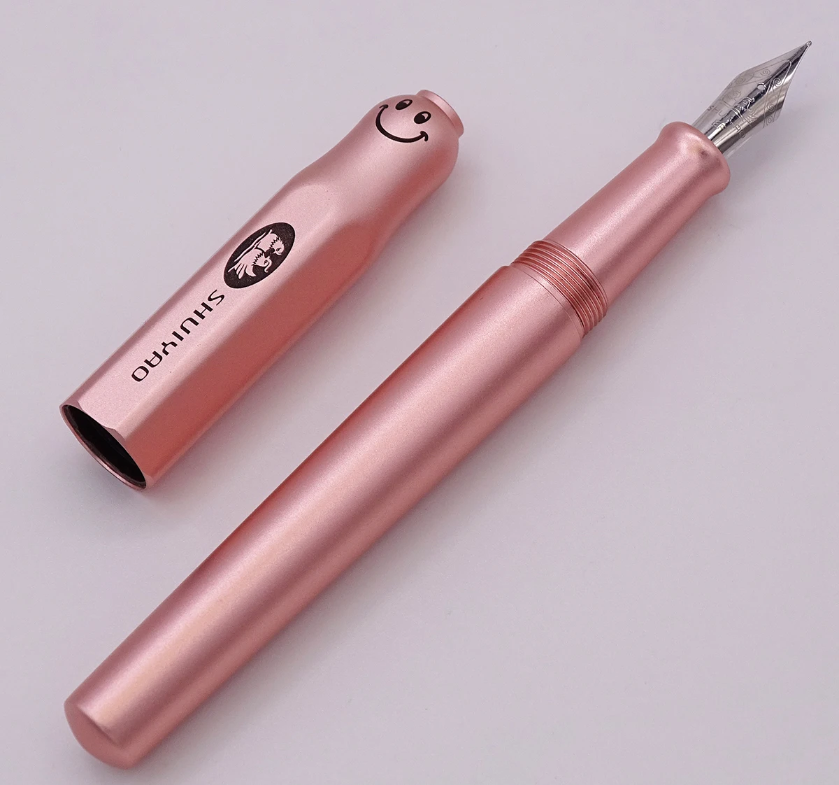 

Full Aluminum Alloy Metal Smile Face Fountain Pen SY Cute Lovely Pink Fashion Writing Gift Pen Smooth Iridium 0.38/0.5mm