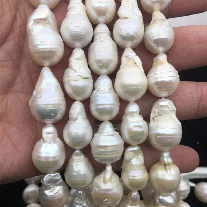 

16 inches 15-18mm Natural Nucleated Oval Large Baroque Freshwater Pearl Loose Strand