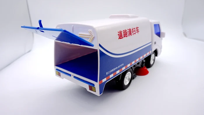 Toy factory direct 1: 32 city road sweeper sanitation clean scania truck street-sweeping car model toy kids brinquedos