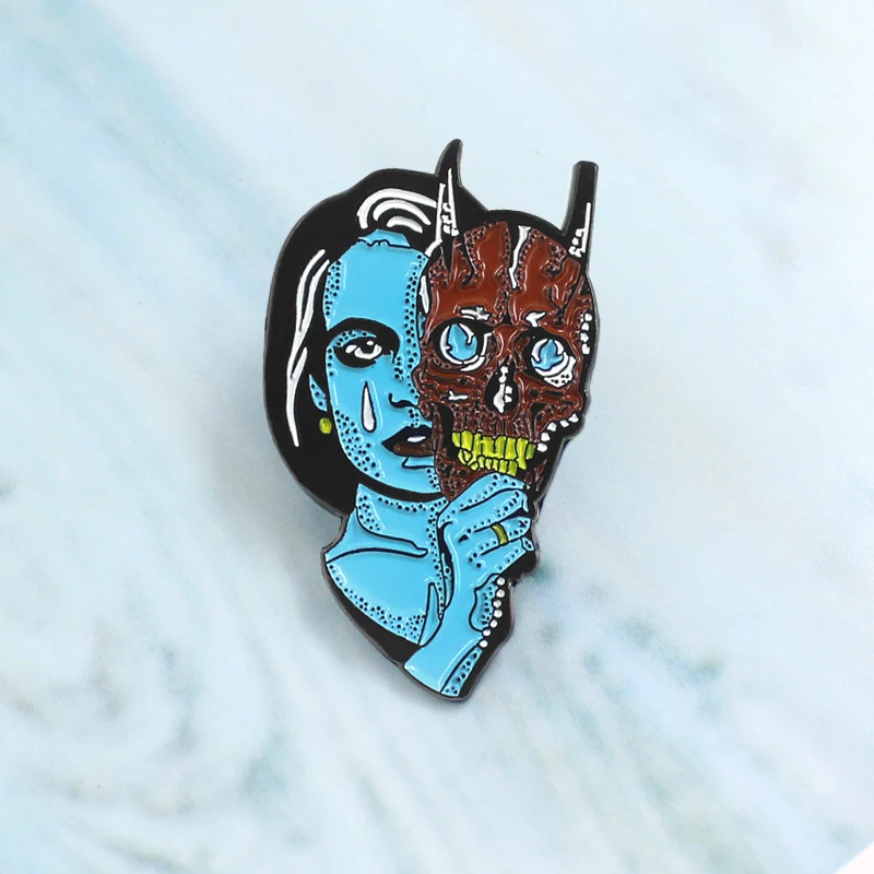 Two Faces Enamel Pin Double Head Sad Woman Blue Face Terror Devil Skeleton Mask Brooch Leather Backpack Badge Halloween Gifts