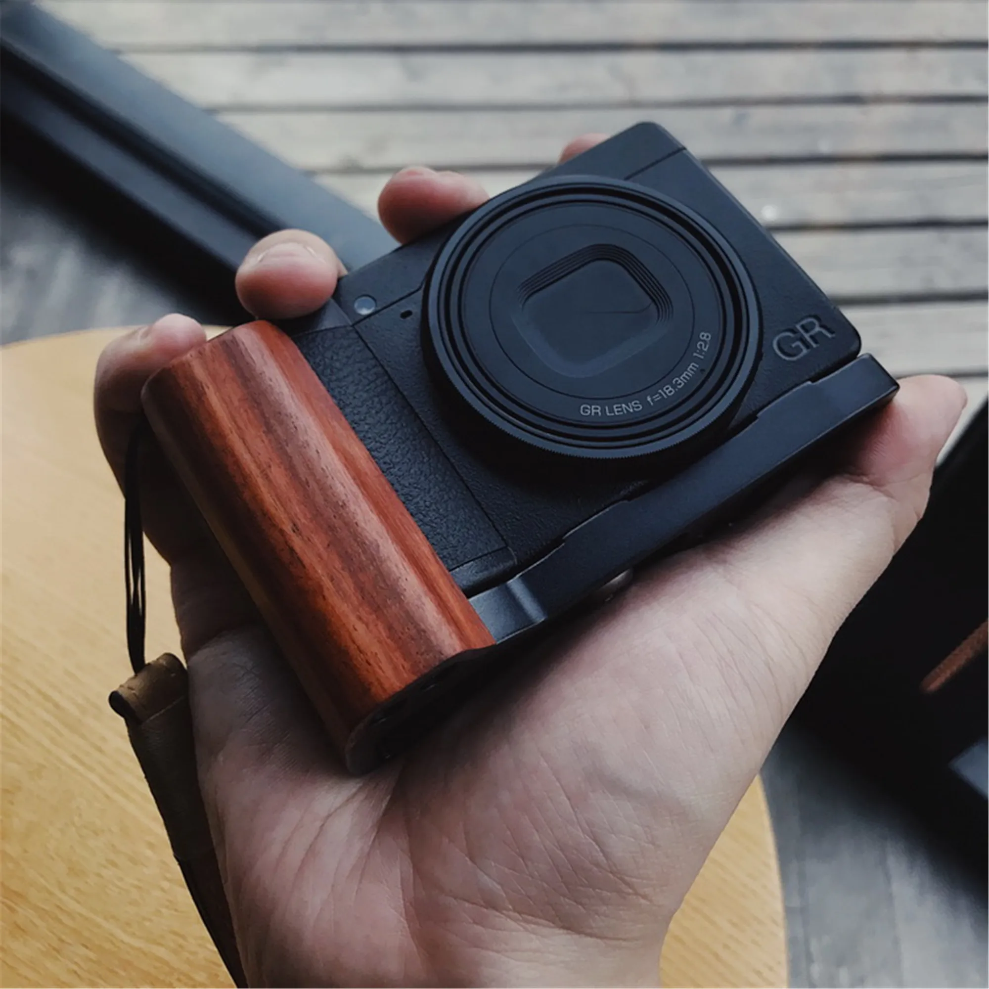 Wooden Wood Hand Grip with Alum Base Plate Bracket For Ricoh GR3 GRIII