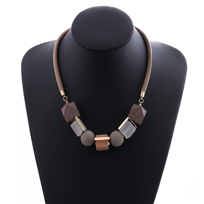 Colored Wood Round Beaded Pendant Necklace Trendy Sweater Chain Geometric Jewelry Accessories for Women цепочка