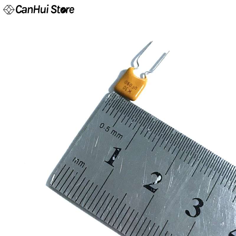 10PCS/lot Self Recovery Fuse RUEF090 UF090 30V 0.9A PPTC X30 UF090 DIP Resettable Fuse 0.9A 30V PTC Resettable Fuses
