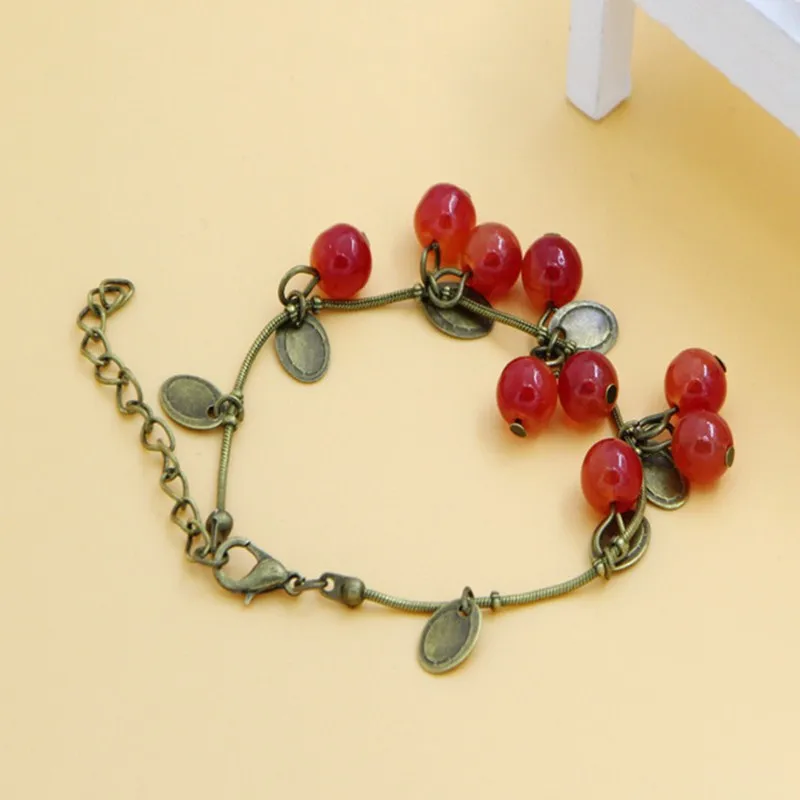 Vintage Sweet Cute Red Cherry Charm Bracelets for Women Small Coin Bead Beautiful Bracelet Girl Gift Mujer Pulseras Hot Sale