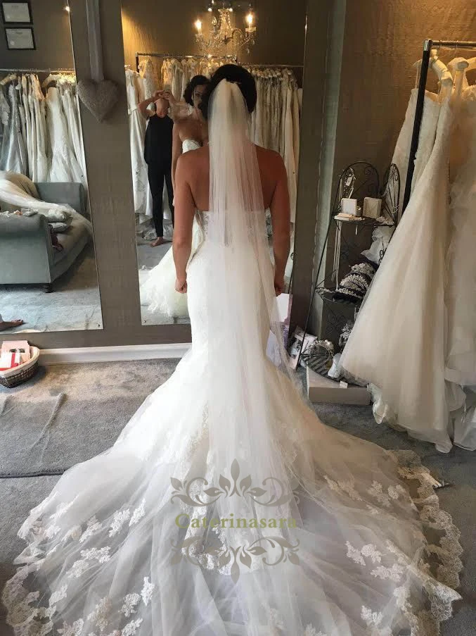 Robe de mariée en forme de sirène, vêtement d'extérieur en dentelle, col en V, magnifique, Sexy, traine, 2019