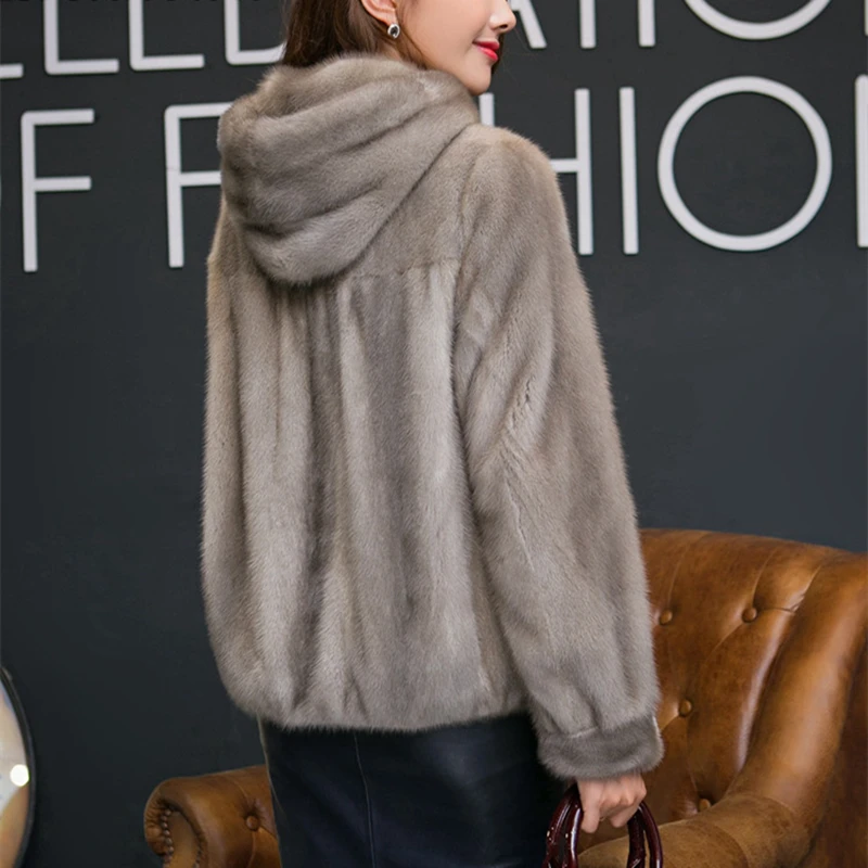 2023 New Real Mink Fur Women Regular Coat with Fur Hood Full Sleeves Autumn Winter  Popular Slim Mink Fur Jacket