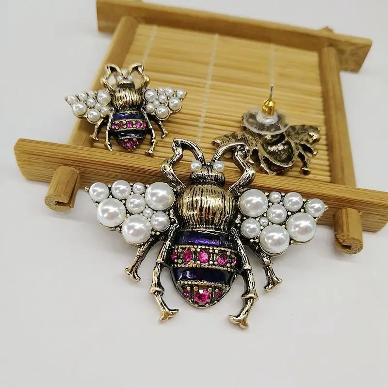 YDGY 2020 Vintage Simulated Pearl Bee Pin Brooch Antique Pin Women Brooch Pin Costume jewelry