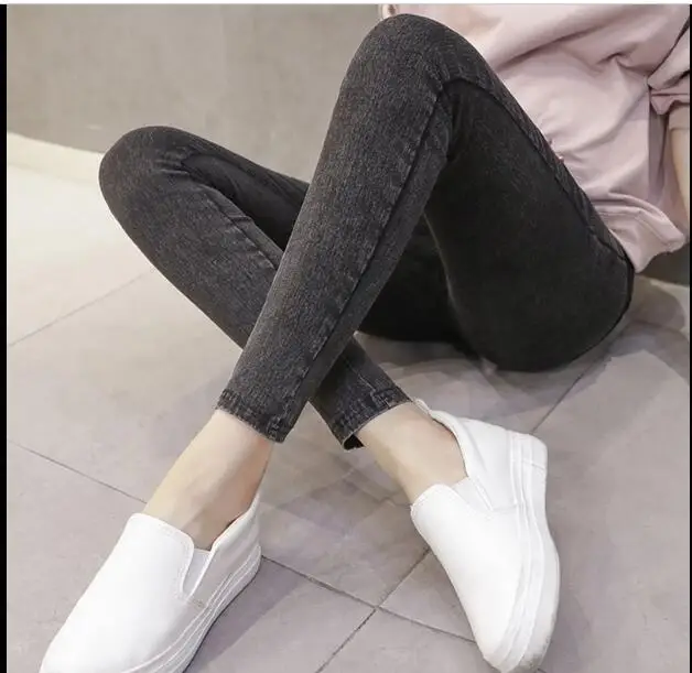 Plus Size Maternity Jeans Skinny Belly Care Pants for Pregnant Women Maternity Trouers for Pregnancy Pregnant Clothes 2018 New