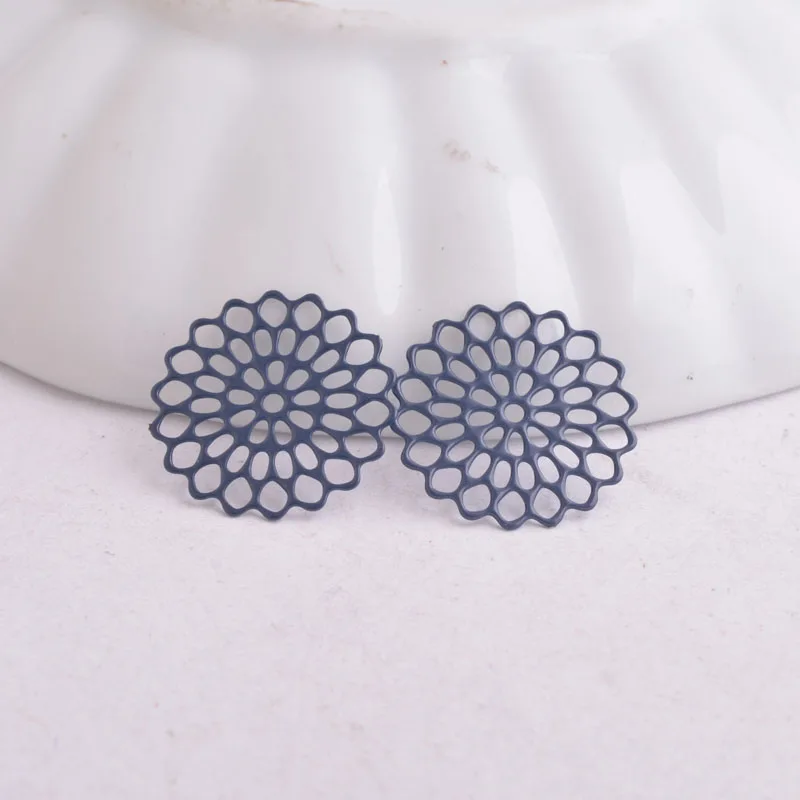 100 Stück AC5221 15mm bemalte runde Anhänger mit Blumenmuster, hohle Verbindungsstücke – Detail 10