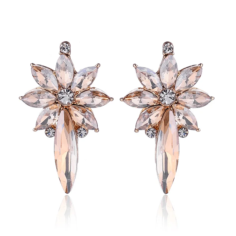 LUBOV Beautiful Crystal Stone Flower Piercing Earrings Gold Color Metal Stud Earrings Lovely Women Party Jewelry Gift New 2019