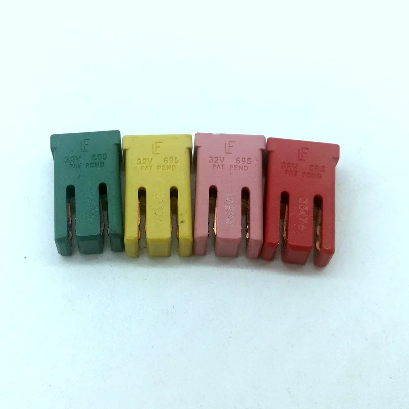 Rectangle Auto Fuse  6 Model 18pcs   15A 20A  30A 40A 50A  60A For Car Use