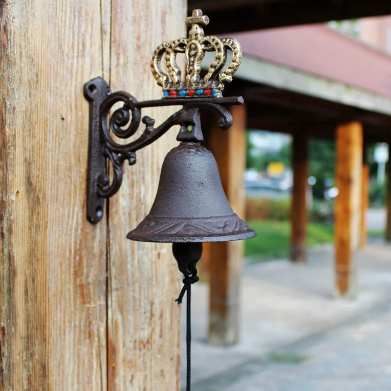 Vintage Crown Cast Iron Hand Cranking Bell Rustic Double-sided Wall Mounted Welcome Door Bell Farmhouse Country Accent Wall Bell