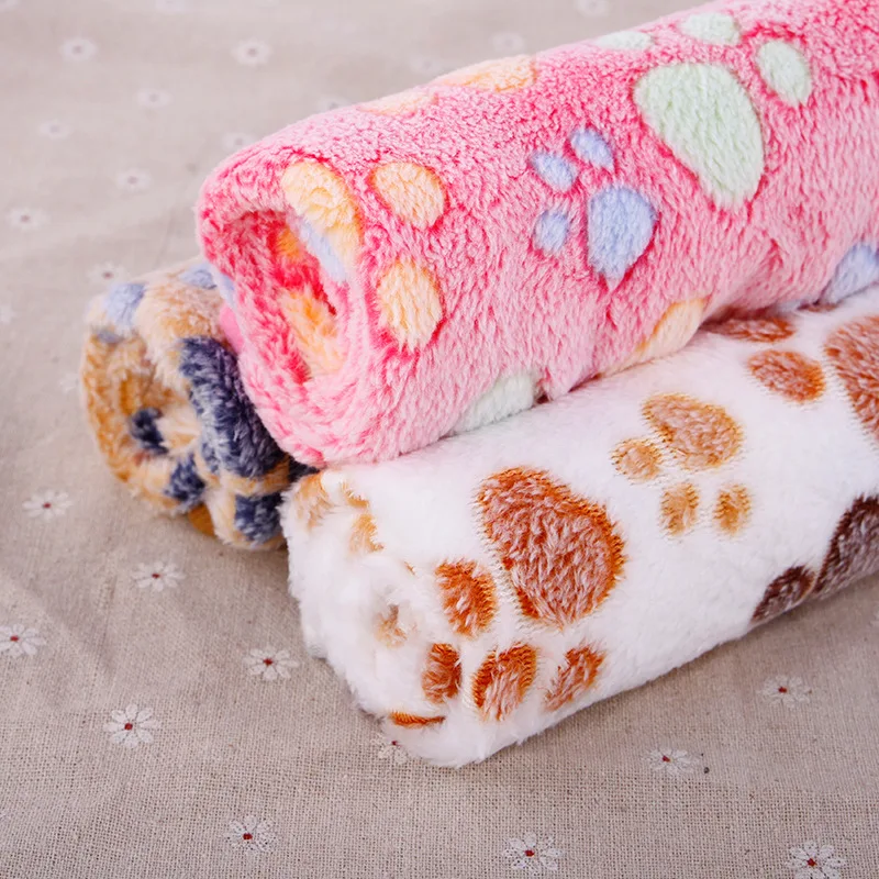 2024 Dog Bed Blankets Fleece Warm Winter Soft Large Size Cat Puppy Sleeping Use Printed Comfortable Mats Pet Products Supplier