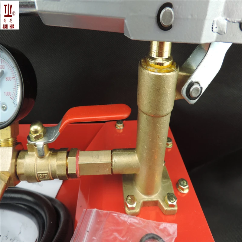 Free shipping Hydraulic Test Pump with Tank Hand movement 7.0Mpa vacuum water pump for Water pressure test pipe leak hunting