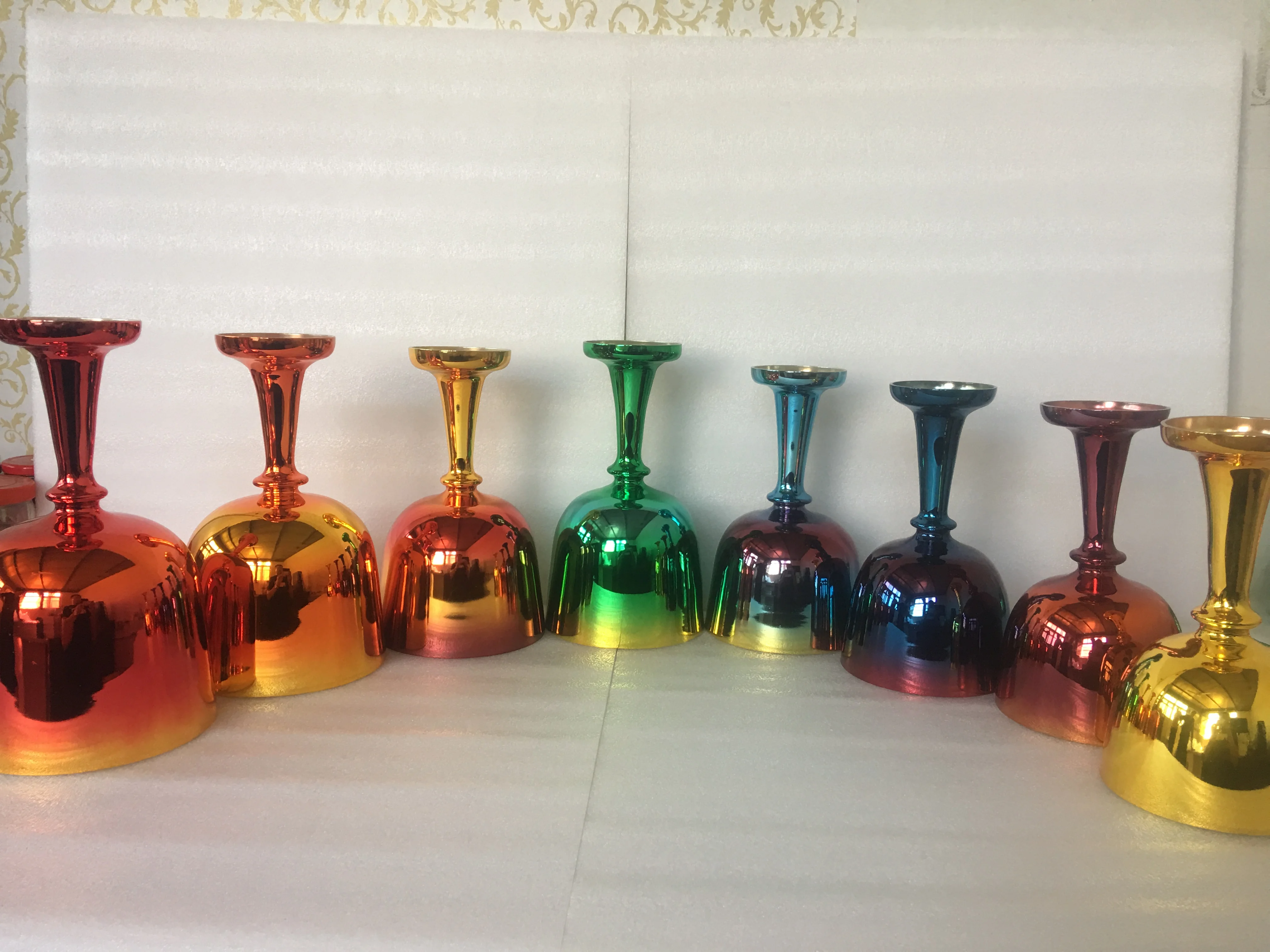 4th octave mixed Color Crystal Singing chalice 8Pcs in Perfect Musical Note 432HZ for body healing.