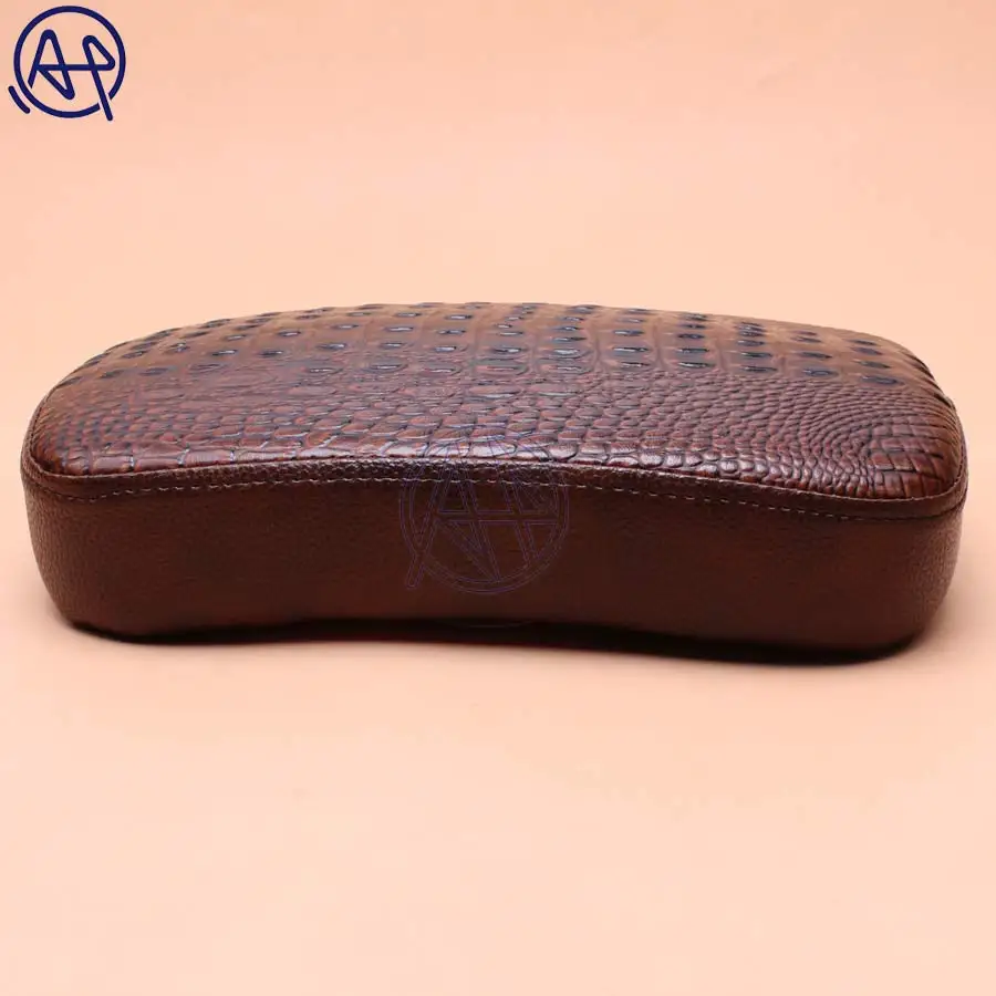 Motorcycle Rear Fender Solo Seat Cover Crocodile Leather Style Pillion Pad Brown Seat 8 Suction Cups Protect for Harley Cafe