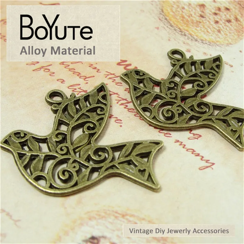 BoYuTe (50 unids/lote) 33*36 MM Chapado en bronce antiguo pájaro colgante joyería accesorios hecho a mano Diy