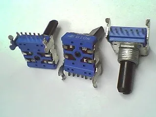 

5pcs Taiwan produces potentiometer RK14, B10K shaft length 20MM